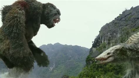 The film stars an ensemble cast consisting of tom hiddleston, samuel l. King Kong Battles a Skull Crawler in KONG: SKULL ISLAND ...
