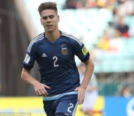 Everyone is poly because spurs. Tottenham sign Juan Foyth from Estudiantes for £8m | Daily Mail Online