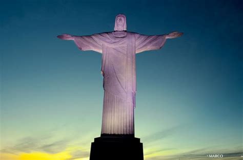 Top 10 Monuments In The World
