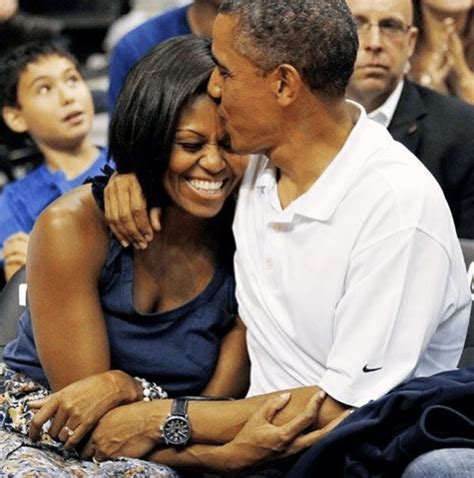 How Barack And Michelle Obama Met Fell In Love And Got Married