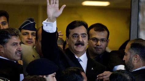pak pm gilani charged for contempt pleads not guilty india tv
