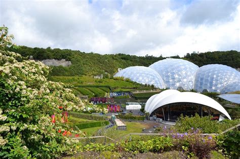 Eden Project A Rainforest Housed In Iconic Domes Is A Top Uk Attraction