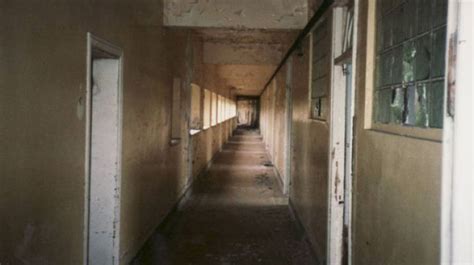 Apariție șocantă Pe Holurile Unui Spital Abandonat „a Fost înspăimântător