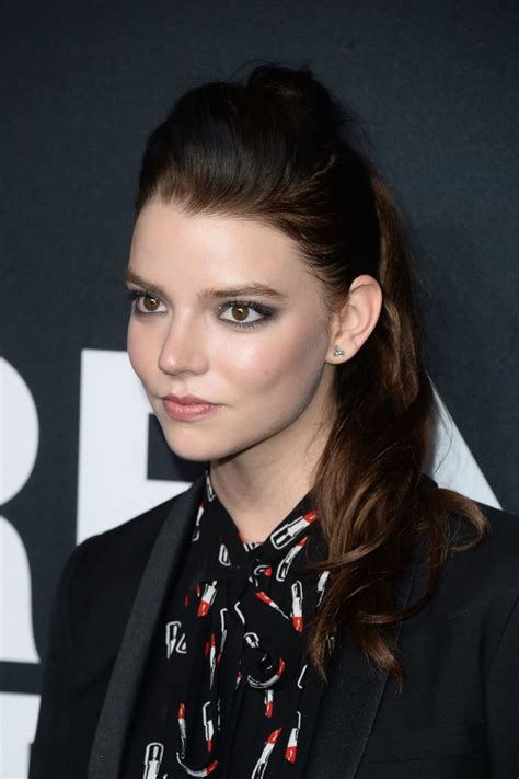 Британская и американская актриса, модель. Anya Taylor-Joy - Saint Laurent show in Los Angeles ...