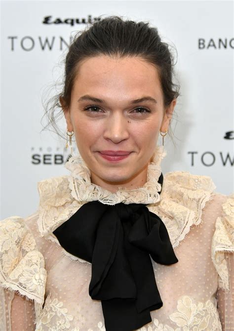 Picture Of Anna Brewster