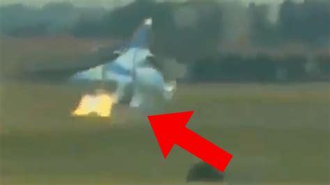 Fighter Jet Crashes And Catches Fire Daily Dose Of Aviation Youtube