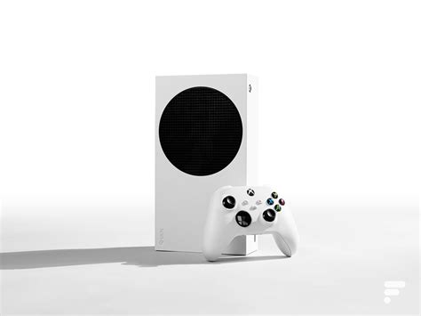 The Xbox Series S Is Displayed At A Low Price Just Before The Start Of