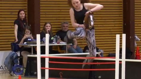Finns Compete In Annual Hobby Horse Championship Vidéo Dailymotion