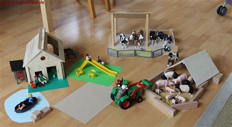 Kleine häuser für singles und paare bauen. Schleich und Playmobil Holz Haus bauen | Schleich ...