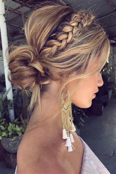 Stunning Bridesmaid Updos For A Fabulous Look