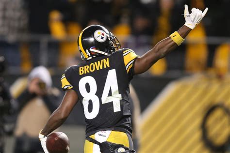 How do antonio brown's measurables compare to other wide receivers? Antonio Brown Bio, Wife, Career, Net Worth, Family, Child ...