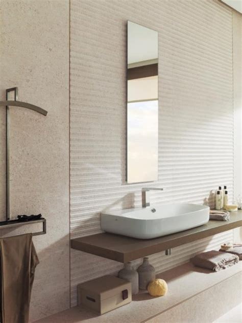 Porcelanosa prada mosaico prada caliza 45 x 120. Porcelanosa Mombasa Prada Acero Tile 45 x 120 cm | MP Ceramics