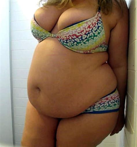 Gaining Ni Ki Belly By Bigblackwallet On Deviantart Mollys Pinterest Gain Fat Women And