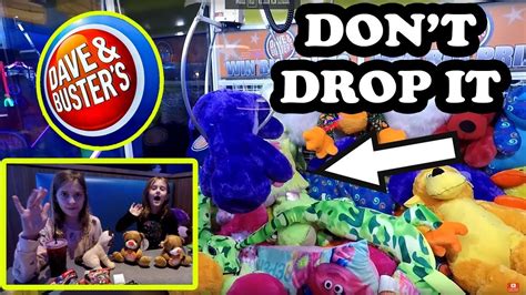 Dave And Busters Arcade Video Time To Get Giant Plush Wins On The Big