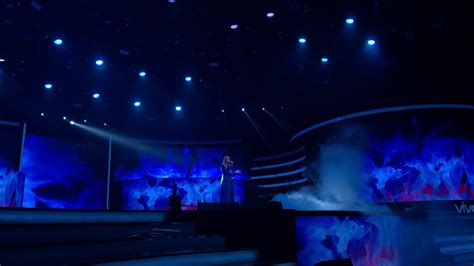 Sarah membawakan lagu awan yang terpilu di segmen cover serta lagu single baharu berjudul nyawa dan raga. BIG STAGE Sarah Suhairi ( minggu ke 2 ) - YouTube
