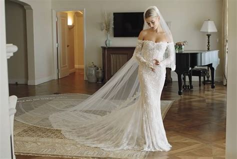 virgil abloh voici le secret de la plus belle robe de mariée qu il a créée avec off white