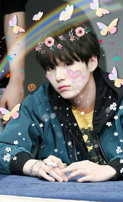 Download Bts Suga Cute Butterflies Wallpaper