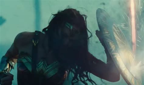 Wonder Woman ‘should Have Armpit Hair Gal Gadot Fans Claim Films