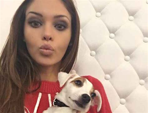 Nabilla Son Compte Twitter Parmi Les Plus Influents En France