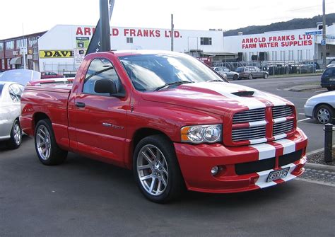 The ride height was lowered, and the front bumper was replaced with a more prominent version. Dodge Ram SRT 10 - Wikipedia, la enciclopedia libre