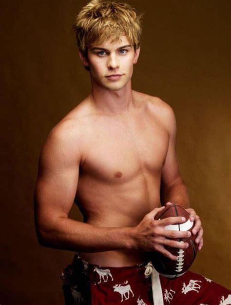 Haha Didnt Know Chace Crawford Was An Abercrombie Model Not