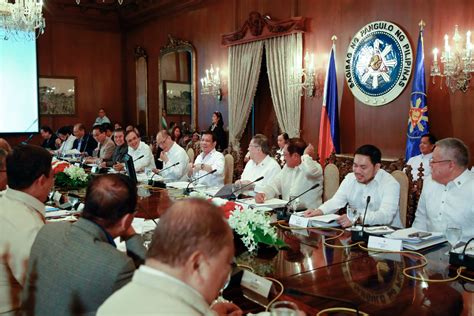 Duterte Poised To Sign Smoking Ban Eo