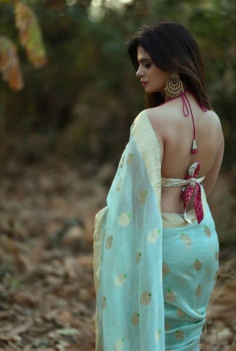 Pin By Seema Yadav On Backless Blouse Designs Backless Blouse Designs Backless Blouse Blouse