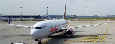 See detailed map of the airline's current routes and read helpful user reviews. Review of Malindo Air flight from Kuala Lumpur to Jakarta ...