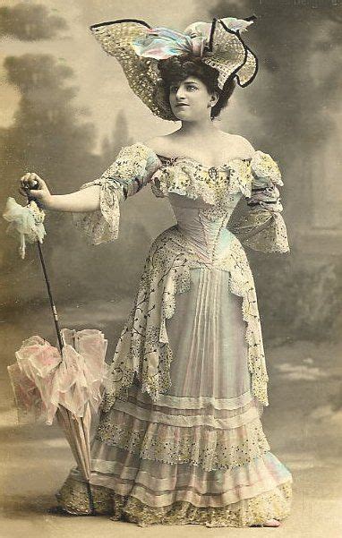 Stunning Vintage Photos Show What Victorian Female Fashion Looked Like Vintage Everyday