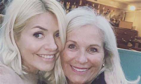 This Mornings Holly Willoughby Shares Emotional Tribute To Lookalike