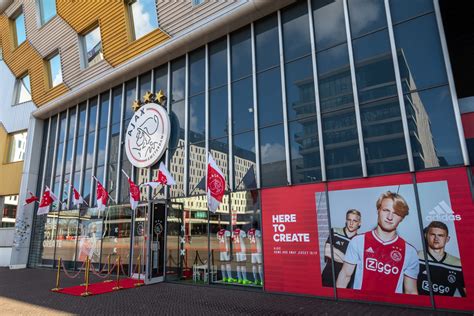 Ajax Fanshop In De Johan Cruijff Arena In Amsterdam I Love Stedentrips