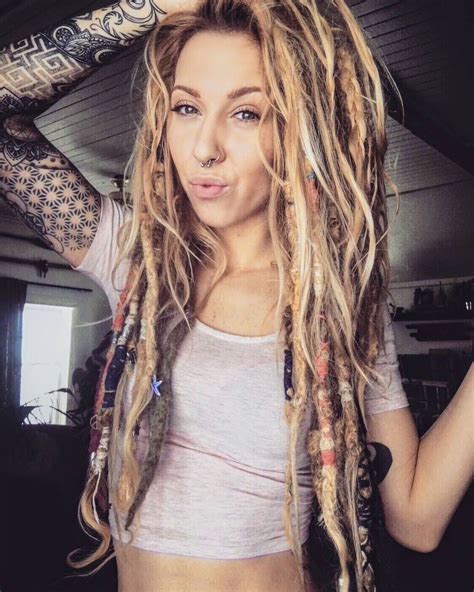 Pin By Liam Rowan On Dreads And Edgy Hairstyles For Women Blonde Dreads Dreadlocks Girl Hair