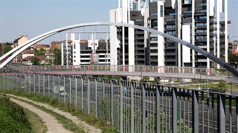 Una vita fra musica e letteratura , milano: Il PONTE DAGLI ORARI IMPOSSIBILI: come tagliare un ...