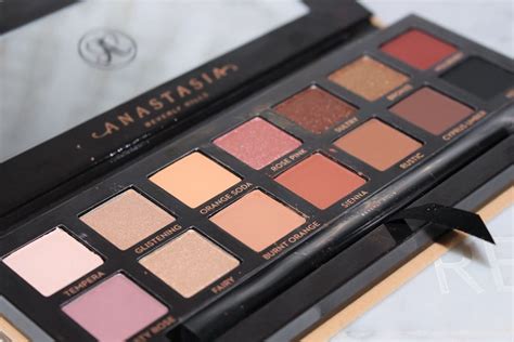 Anastasia Soft Glam Eyeshadow Palette Review And Swatches