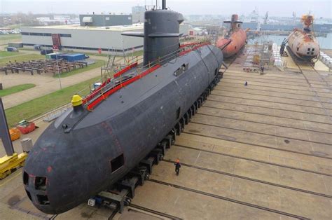 Três Submarinos Da Classe Walrus 4 Military Armor Navy Military E