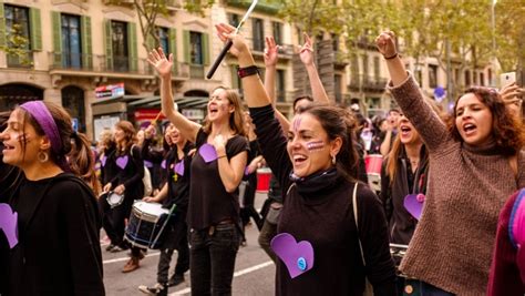 Spanish Feminists Tackle Prostitution In Rallies To Eliminate Violence Against Women