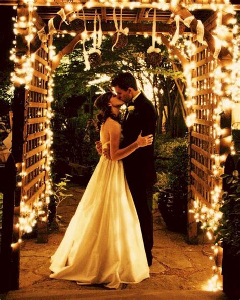 40 The Most Incredible Night Wedding Photos Ever Mrs To Be
