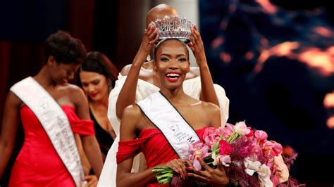 Miss Sa 2021 Lalela Mswanes Home Village Reacts To Her Winning The Crown