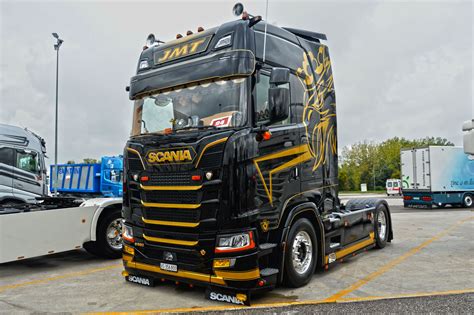 New Scania S580 V8 Jmt Customised Trucks Big Trucks Used Trucks