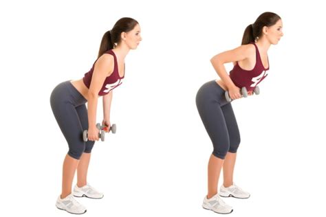 Refuerza los músculos de la espalda con estos ejercicios con mancuernas