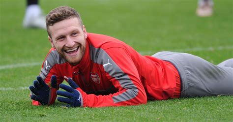 arsenal news shkodran mustafi reveals manchester united legend rio ferdinand was his premier