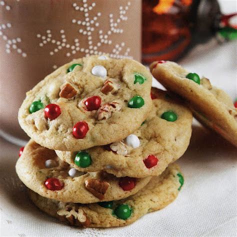 Hope you like at least some of them! 3 Easy Christmas Cookie Recipes | Broke But Bougie