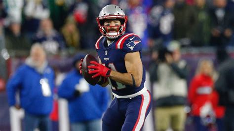 According to monday's nfl's transaction wire, the patriots terminated edelman's contract. NFL - Breaking down Julian Edelman's 37-yard throw to ...