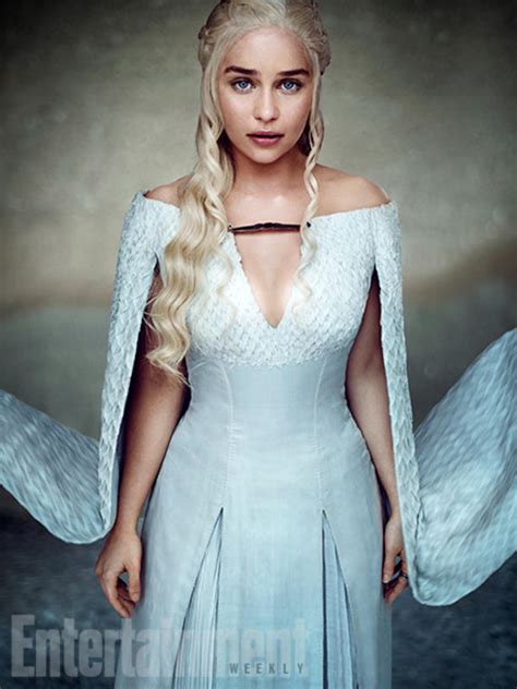 Emilia Clarke As Daenerys Targaryen Entertainment Weekly Portrait Daenerys Targaryen Photo