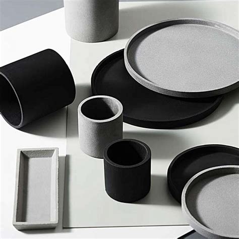 Concrete Round Tray, Black by Zakkia | Zanui | Concrete diy, Round tray