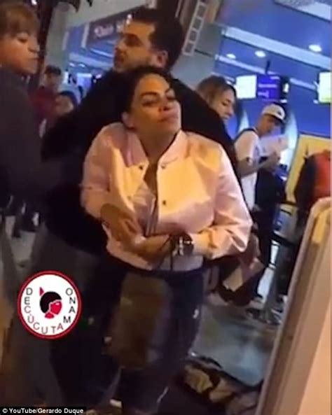 Wife Confronts ‘cheating Husband With His Mistress In Colombia Airport