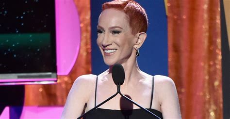 Kathy Griffin To Tour The Us Again Nearly 1 Year After Trump Photo