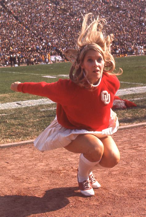 Oklahoma Sooners Cheerleader In 1969 R Cheerleaders