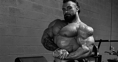 Chris Bumstead Shows Off Insane Physique Update A Month Out Of Olympia
