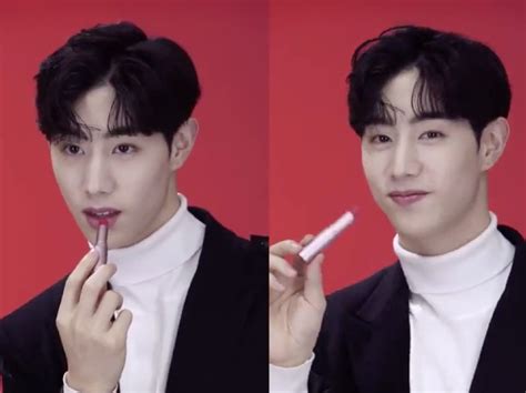Idol K Pop Mark Got7 Sukses Bikin 7500 Lipstik Terjual Dalam 8 Jam
